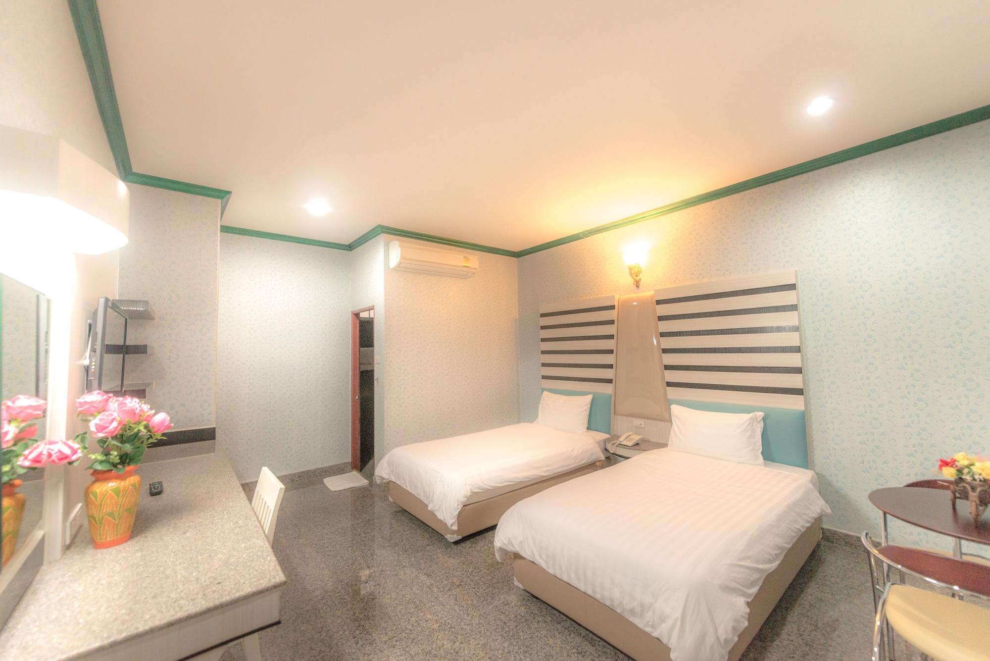 Martina Hotel Surin Exterior foto