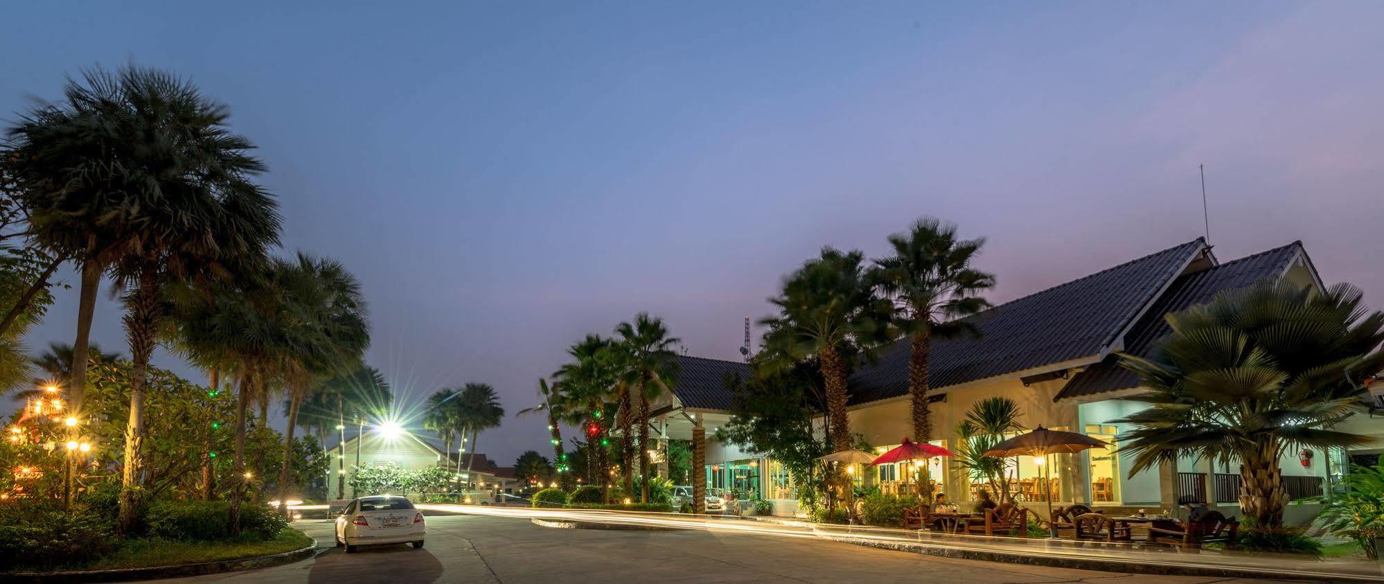 Martina Hotel Surin Exterior foto